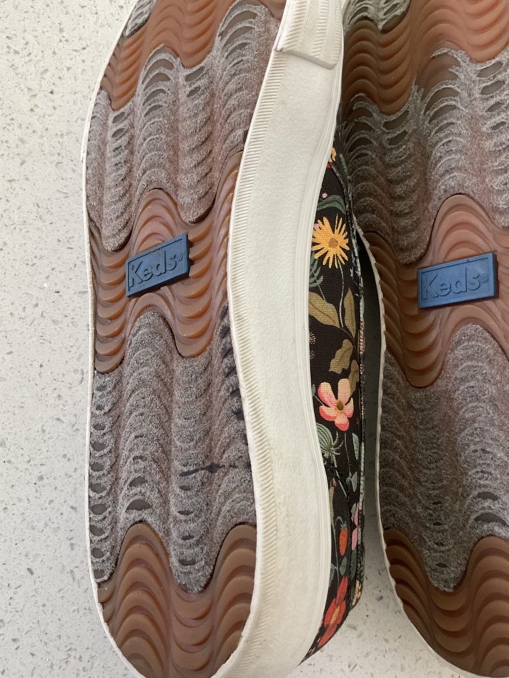 Keds Floral Slip-On Mules in Black with Multicolor Blooms size 9 - Picture 6 of 6